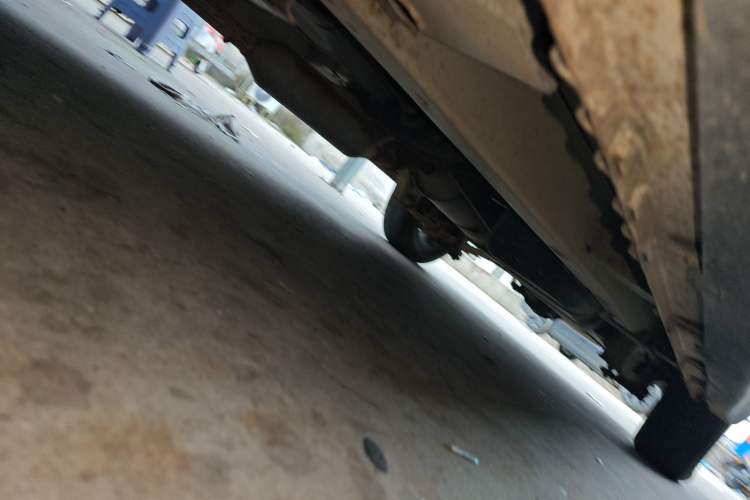 Used BAIC Weiwang M30 2017 1.5L M30PLUS Standard Type DAM15DL Chassis Front Left