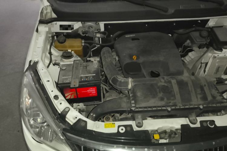 Used BAIC Weiwang M30 2017 1.5L M30S Standard DAM15DL Engine Bay Right