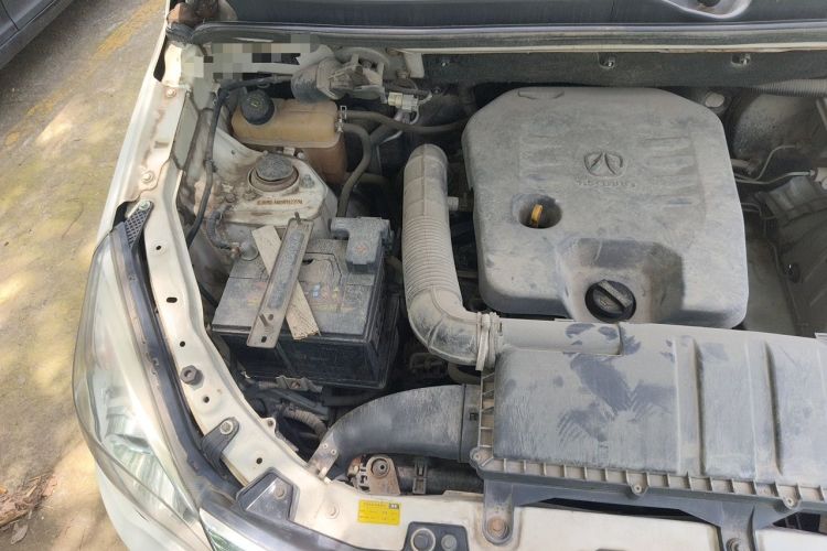 Used BAIC Weiwang M30 2017 1.5L M30S Standard DAM15DL Engine Bay Right