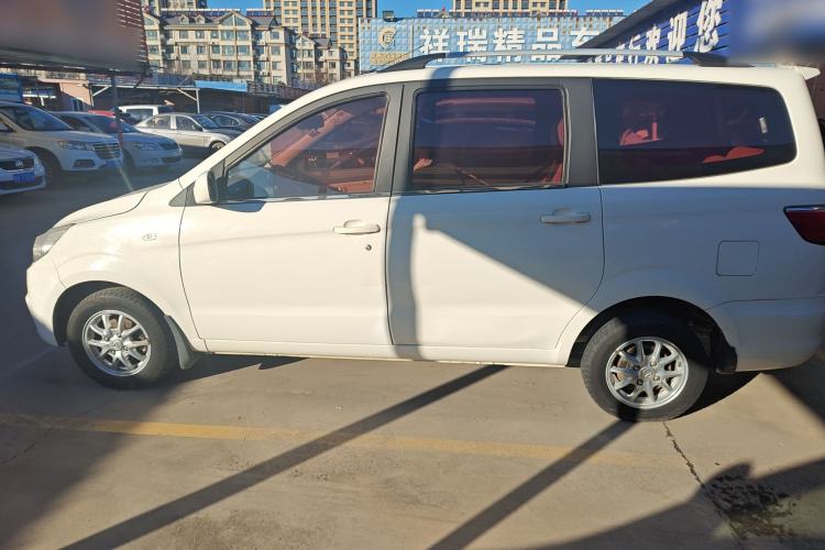 Used BAIC Weiwang M30 2017 1.5L M30S Standard DAM15DL Exterior 3