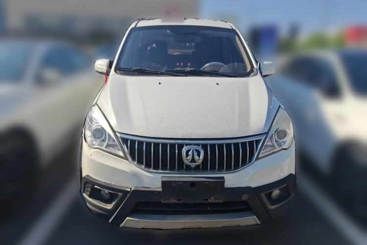 Used BAIC Weiwang M30 2017 1.5L M30S Standard DAM15DL Front