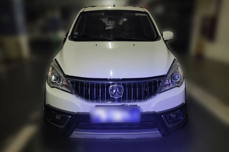 Used BAIC Weiwang M30 2017 1.5L M30PLUS Standard Type DAM15DL Front