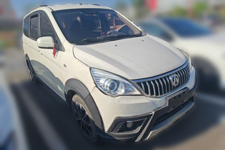 Used BAIC Weiwang M30 2017 1.5L M30S Standard DAM15DL Front Right 45 Deg