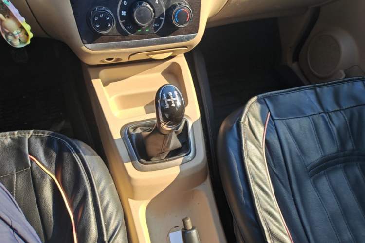 Used BAIC Weiwang M30 2017 1.5L M30S Standard DAM15DL Gear Lever