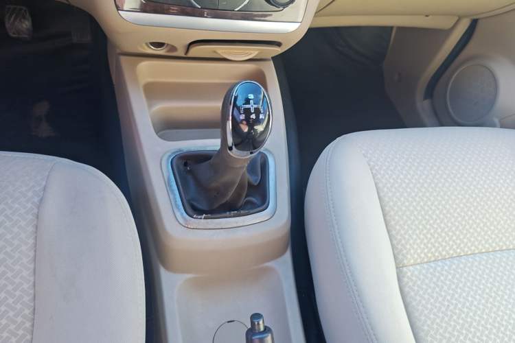 Used BAIC Weiwang M30 2017 1.5L M30S Standard DAM15DL Gear Lever