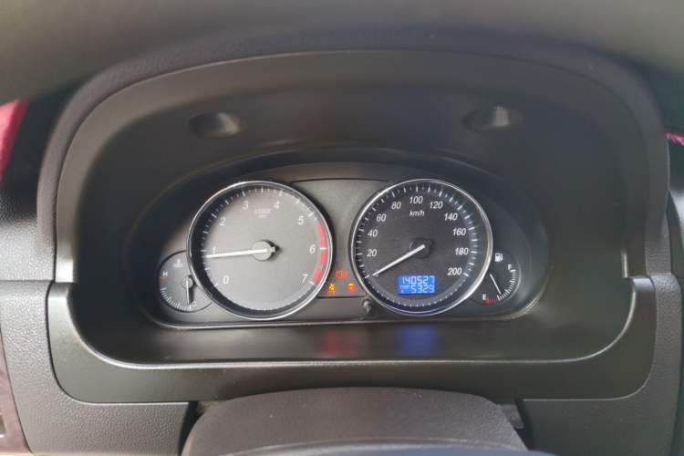 Used BAIC Weiwang M30 2017 1.5L M30S Standard DAM15DL Instrument Cluster