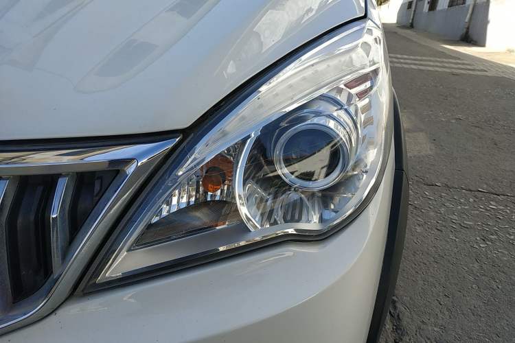 Used BAIC Weiwang M30 2017 1.5L M30S Standard DAM15DL Left Front Headlight