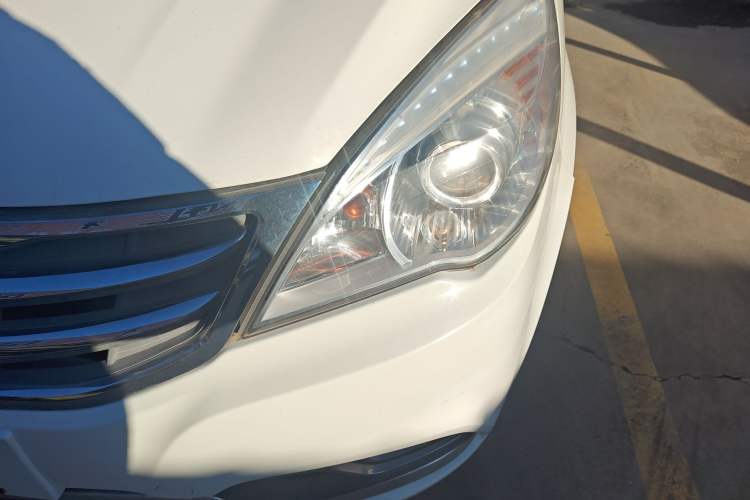 Used BAIC Weiwang M30 2017 1.5L M30S Standard DAM15DL Left Front Headlight