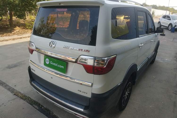 Used BAIC Weiwang M30 2017 1.5L M30PLUS Standard Type DAM15DL Rear Right 45 Deg