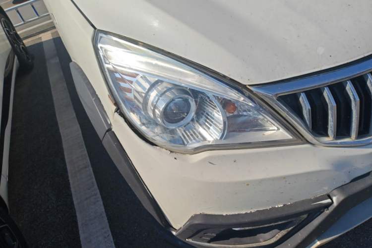 Used BAIC Weiwang M30 2017 1.5L M30S Standard DAM15DL Right Front Headlight