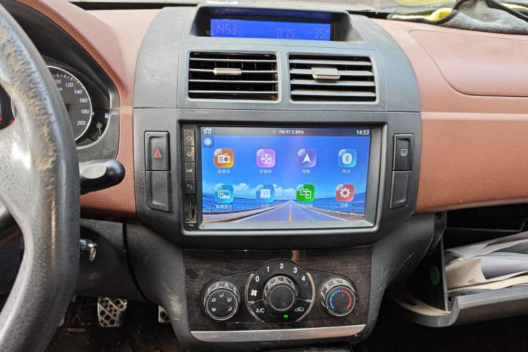 Used BAIC Weiwang M35 2016 1.5L Comfort DAM15 Audio And AC Panel