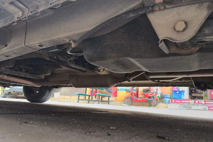 Used BAIC Weiwang M35 2016 1.5L Standard DAM15 Chassis Rear Left