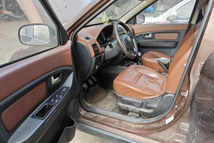 Used BAIC Weiwang M35 2016 1.5L Comfort DAM15 Driver Seat