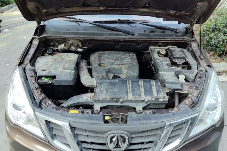 Used BAIC Weiwang M35 2016 1.5L Standard DAM15 Engine Bay