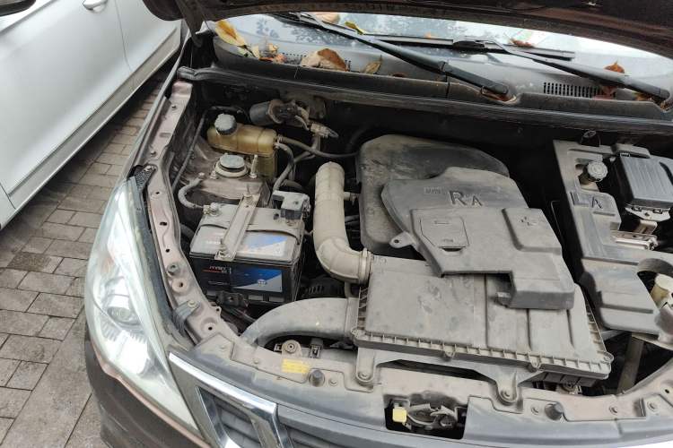 Used BAIC Weiwang M35 2016 1.5L Standard DAM15 Engine Bay Right