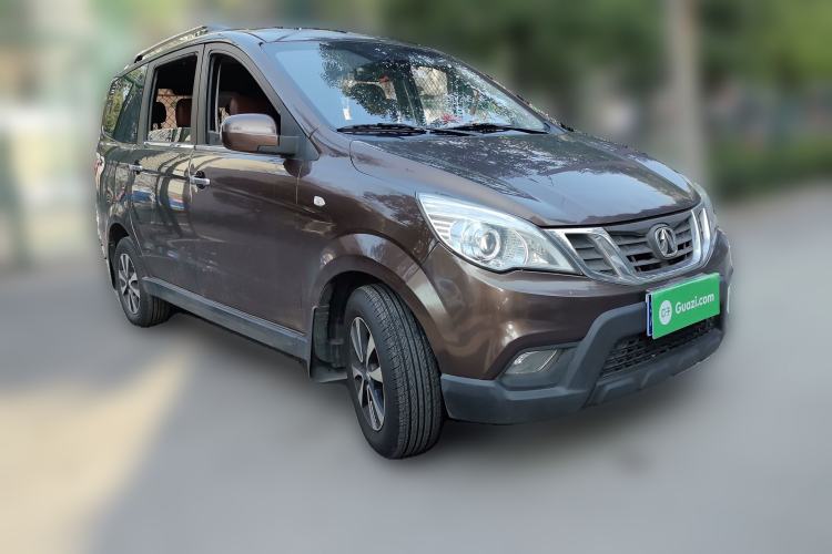 Used BAIC Weiwang M35 2016 1.5L Standard DAM15 Front Right 45 Deg