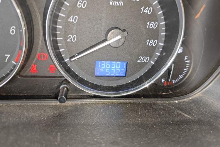 Used BAIC Weiwang M35 2016 1.5L Comfort DAM15 Odometer Close Up
