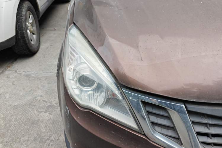 Used BAIC Weiwang M35 2016 1.5L Comfort DAM15 Right Front Headlight