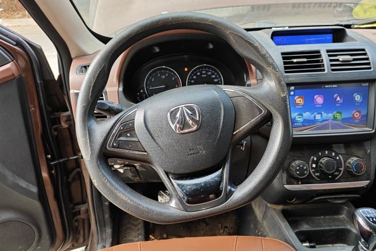 Used BAIC Weiwang M35 2016 1.5L Comfort DAM15 Steering Wheel
