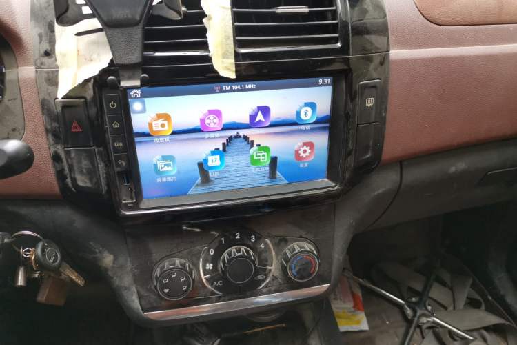 Used BAIC Weiwang M35 2016 1.5L Comfort DAM15 Audio And AC Panel