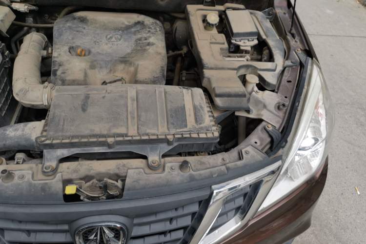 Used BAIC Weiwang M35 2016 1.5L Comfort DAM15 Engine Bay Left