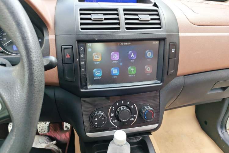 Used BAIC Weiwang M35 2016 1.5L Comfort DAM15 Audio And AC Panel