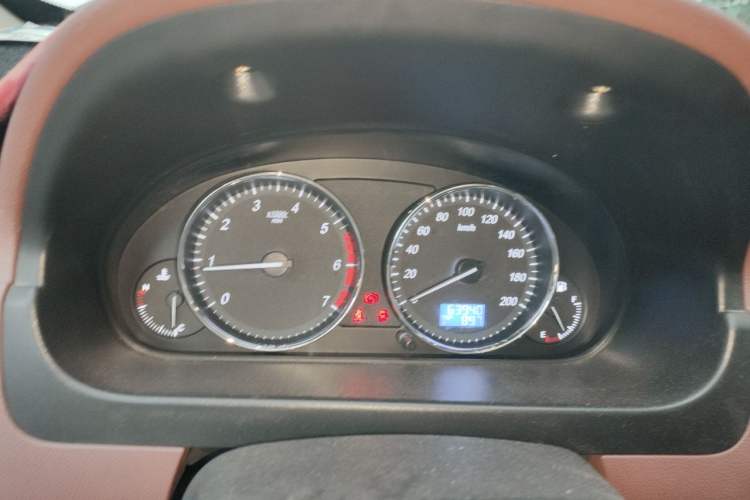 Used BAIC Weiwang M35 2016 1.5L Comfort DAM15 Instrument Cluster