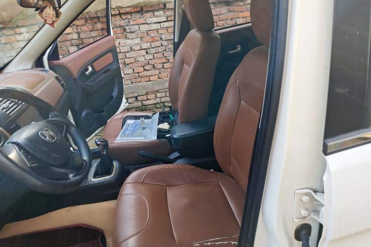 Used BAIC Weiwang M35 2016 1.5L Comfort DAM15 Left Front Seat