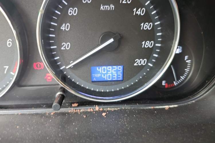 Used BAIC Weiwang M35 2016 1.5L Comfort DAM15 Odometer Close Up