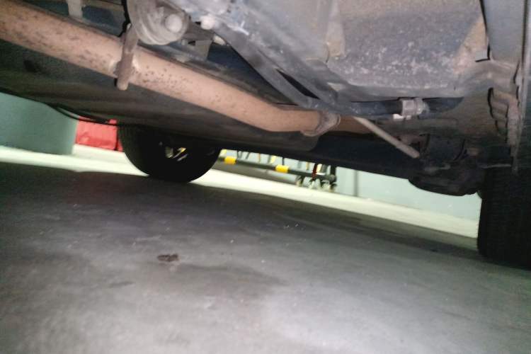 Used BAIC Weiwang M50F 2017 1.5L Standard Model Chassis Rear Left