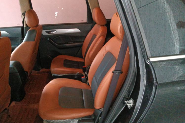 Used BAIC Weiwang M50F 2017 1.5L Comfort Edition Left Rear Seat