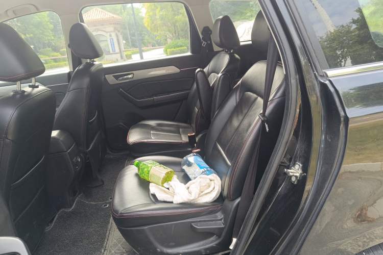 Used BAIC Weiwang M50F 2017 1.3T Comfort Edition Left Rear Seat