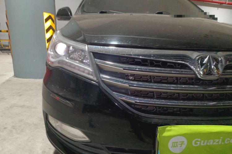 Used BAIC Weiwang M50F 2017 1.5L Standard Model Right Front Headlight