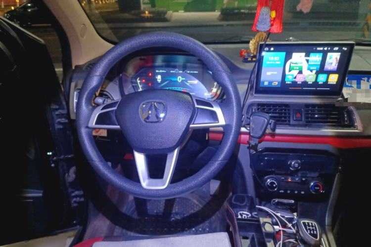 Used BAIC Weiwang M50F 2017 1.5L Standard Model Steering Wheel