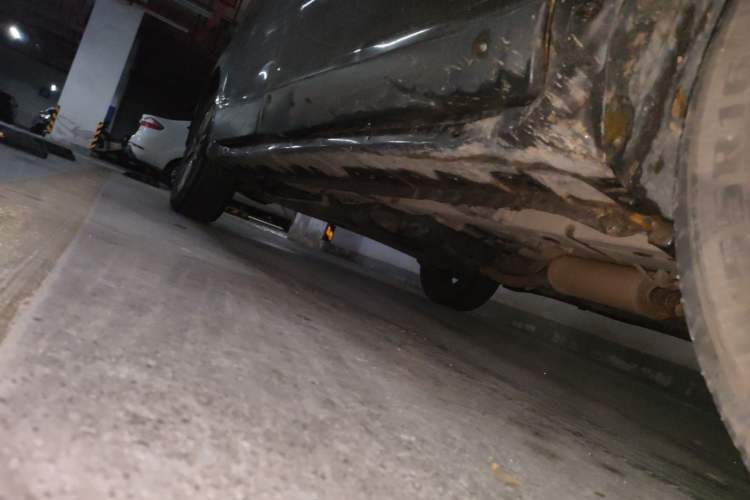 Used BAIC Weiwang M50F 2017 1.5L Luxury Model Chassis Front Right