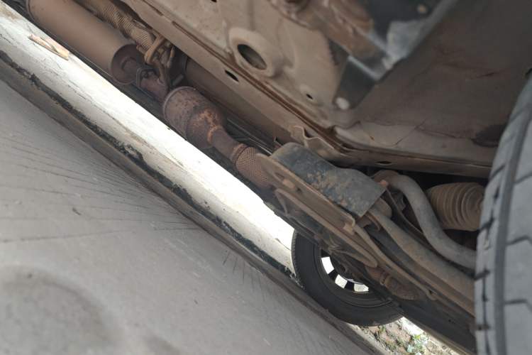 Used BAIC Weiwang M50F 2017 1.5L Standard Model Chassis Front Right