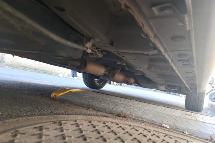 Used BAIC Weiwang M50F 2017 1.5L Standard Model Chassis Rear Right