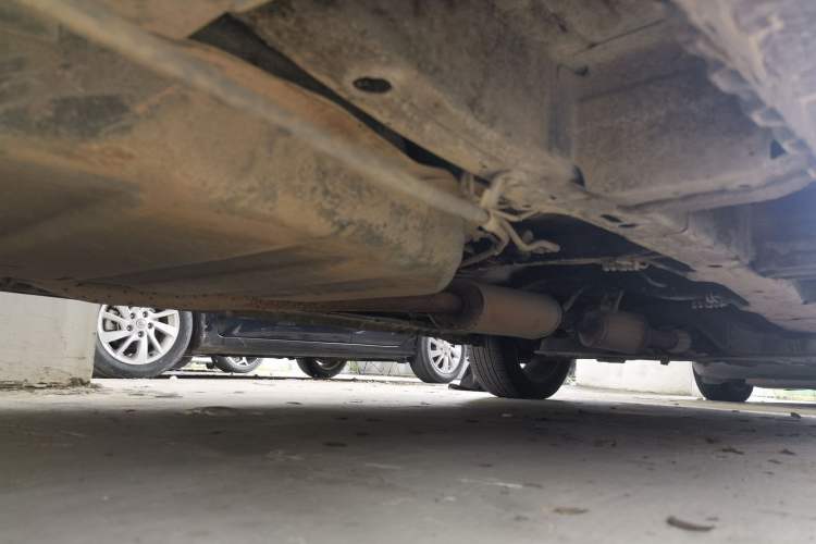 Used BAIC Weiwang M50F 2017 1.5L Comfort Edition Chassis Rear Right