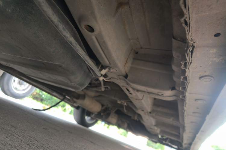 Used BAIC Weiwang M50F 2017 1.5L Comfort Edition Chassis Rear Right
