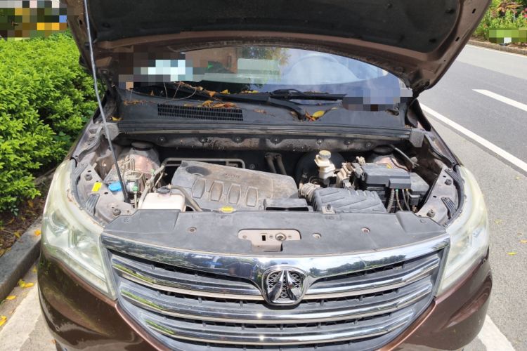 Used BAIC Weiwang M50F 2017 1.5L Luxury Model Engine Bay