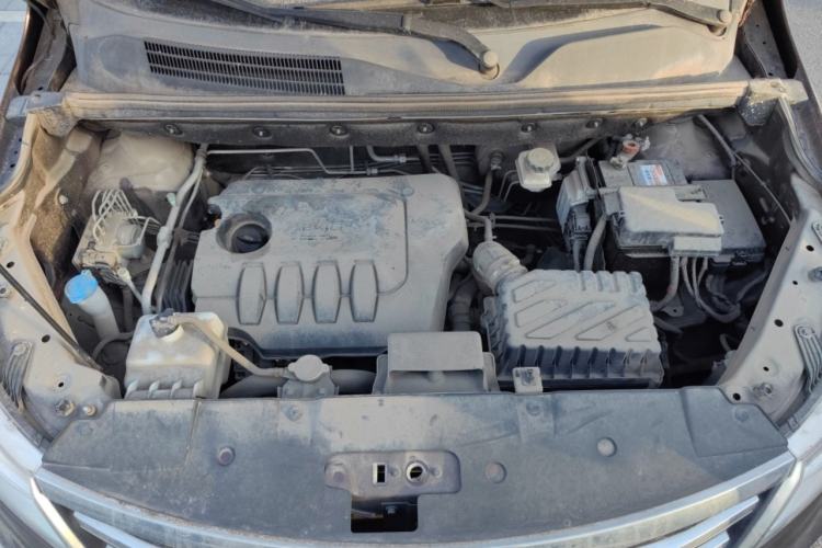 Used BAIC Weiwang M50F 2017 1.5L Standard Model Engine Bay