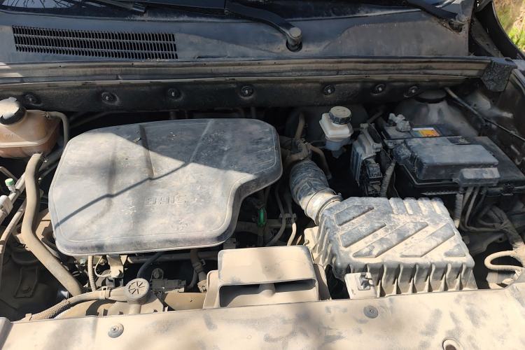 Used BAIC Weiwang M50F 2017 1.3T Standard Model Engine Bay