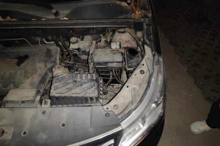 Used BAIC Weiwang M50F 2017 1.5L Comfort Edition Engine Bay Left