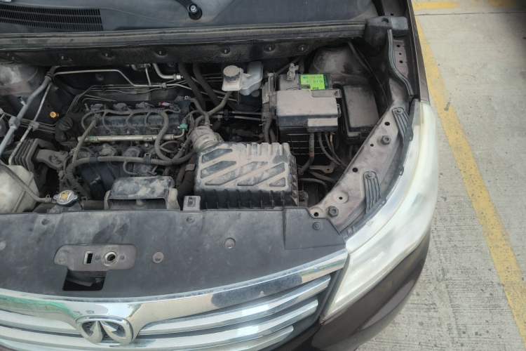 Used BAIC Weiwang M50F 2017 1.5L Comfort Edition Engine Bay Left