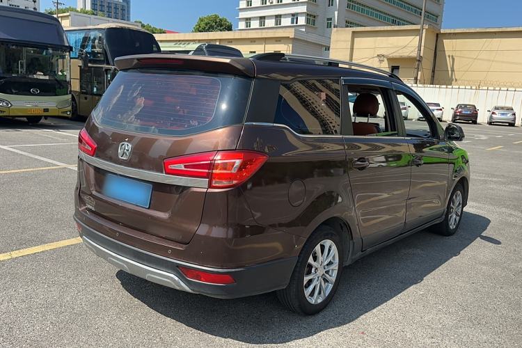 Used BAIC Weiwang M50F 2017 1.5L Comfort Edition Exterior 3