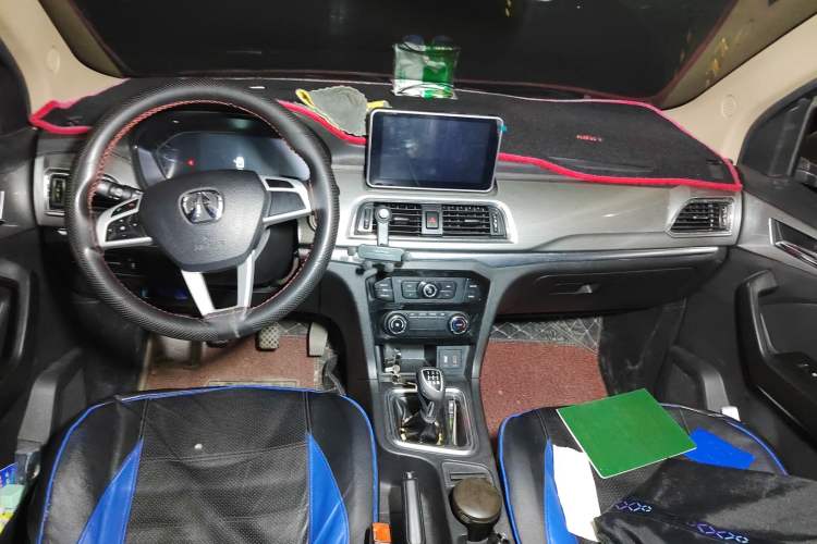 Used BAIC Weiwang M50F 2017 1.5L Comfort Edition Interior 2