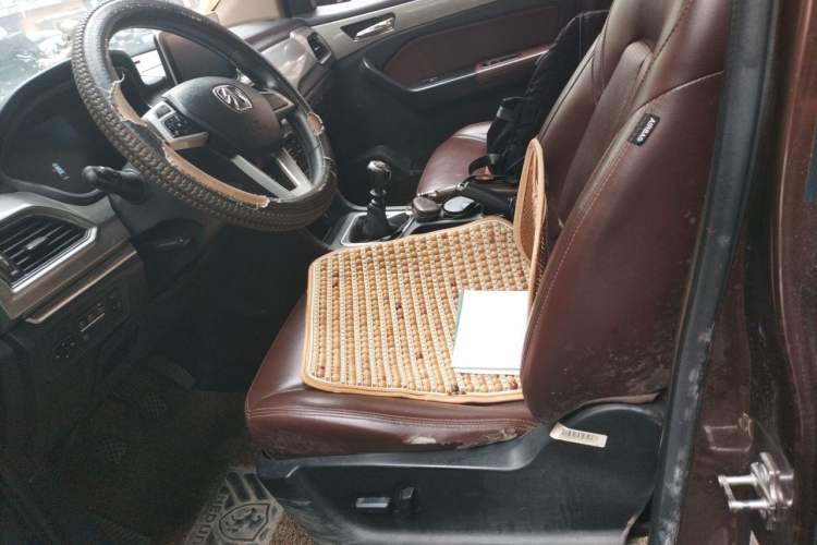 Used BAIC Weiwang M50F 2017 1.3T Comfort Edition Left Front Seat