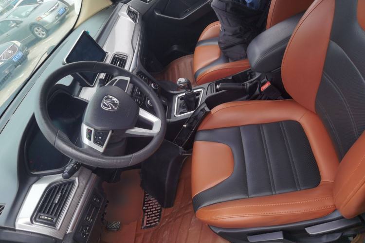 Used BAIC Weiwang M50F 2017 1.5L Comfort Edition Left Front Seat