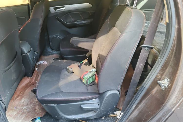 Used BAIC Weiwang M50F 2017 1.5L Standard Model Left Rear Seat