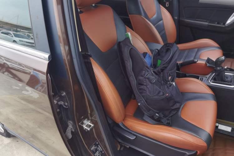 Used BAIC Weiwang M50F 2017 1.5L Comfort Edition Right Front Seat